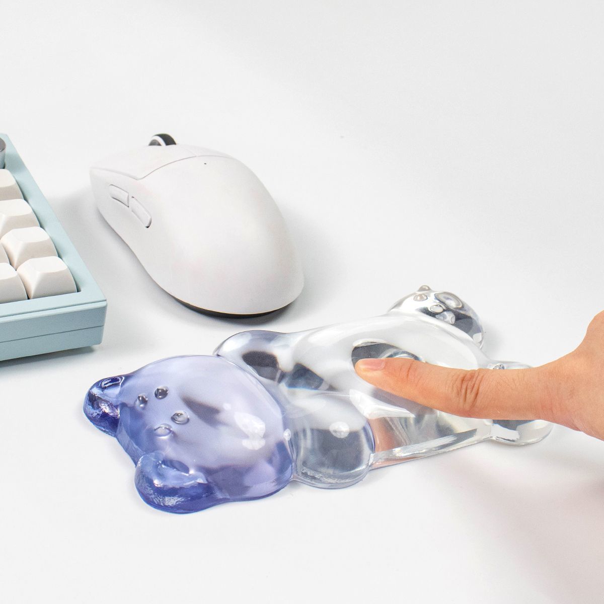 Cute Bear Shape Wrist Rest Tra - Gaming Keyboard No Number Pad recension och pris